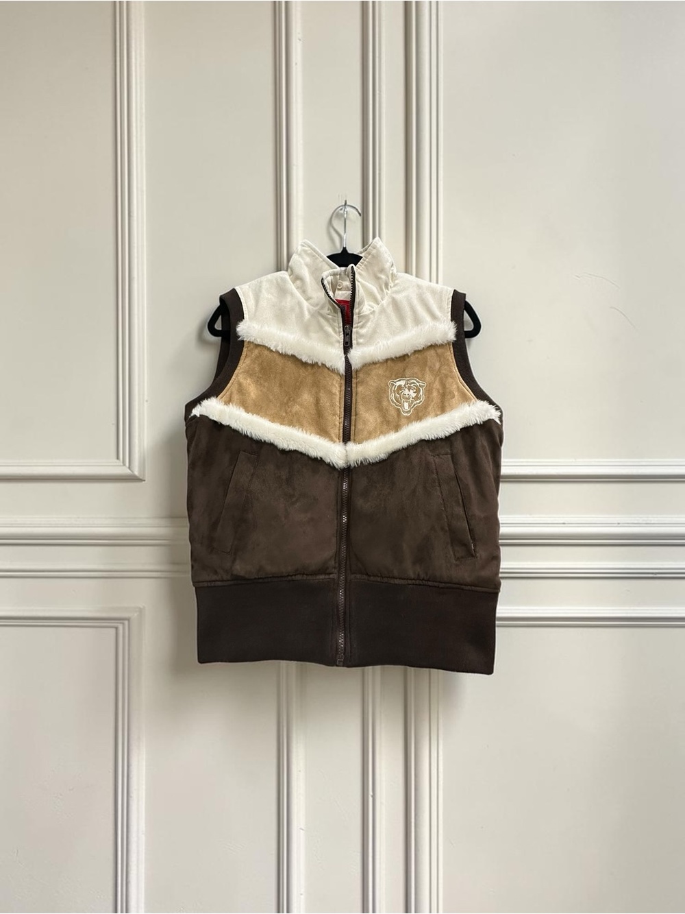 NFL Chicago Bears Faux Suede/Fur Full Zip Vest. Brown/Beige. Size: medium